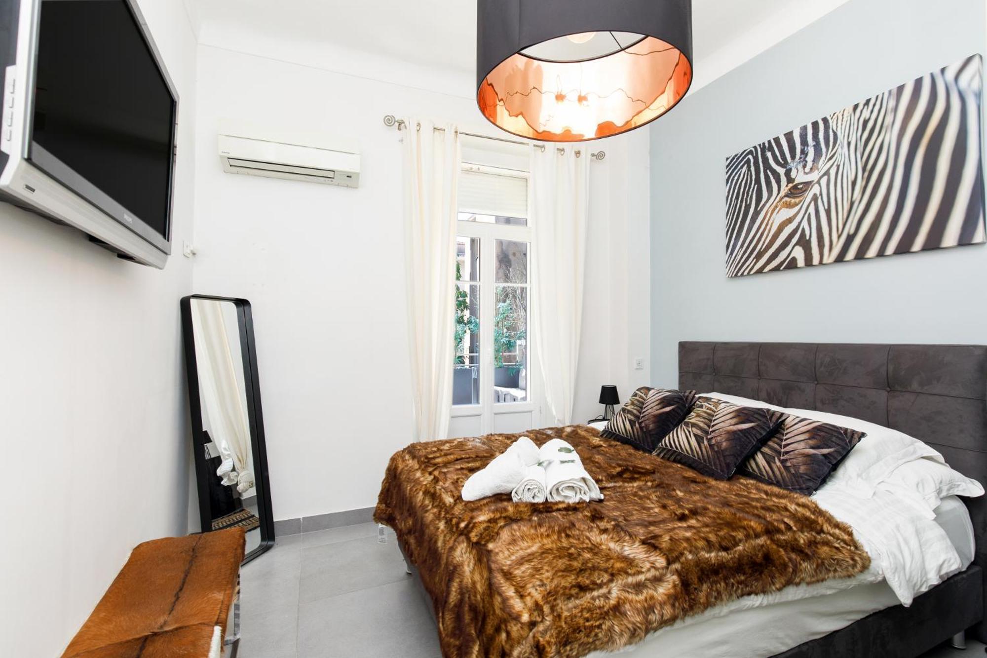 Le Cocon Des Artistes - Coeur De Cannes - Spacieux - Terrasse - Clim Kültér fotó